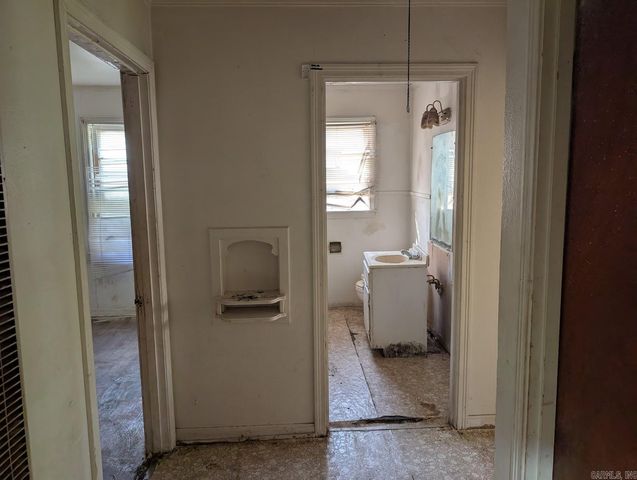 2812 Edgewood Drive, Pine Bluff, AR 71603