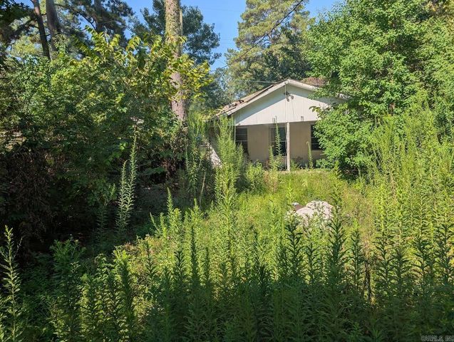 2812 Edgewood Drive, Pine Bluff, AR 71603