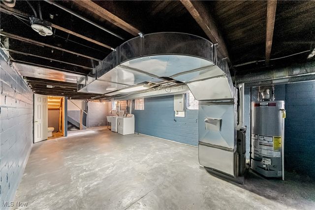 1559 Lauderdale Avenue, Lakewood, OH 44107