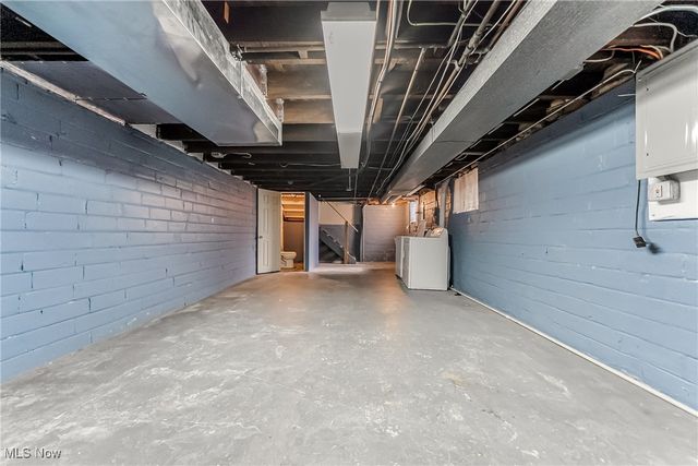 1559 Lauderdale Avenue, Lakewood, OH 44107