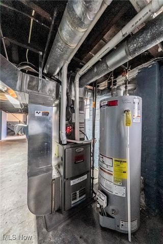 1559 Lauderdale Avenue, Lakewood, OH 44107