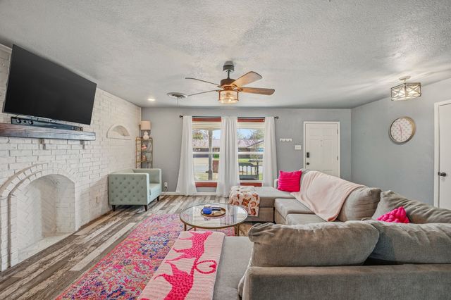 1380 N Rose Drive, Stephenville, TX 76401