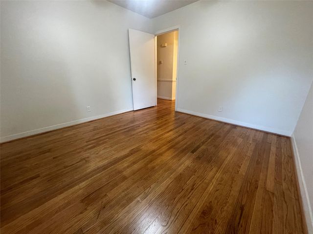 5042 Grape Street, Houston, TX 77096