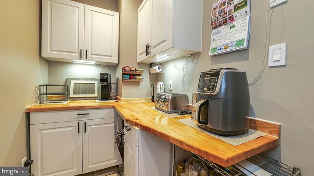 675 CAINS MILL ROAD, Williamstown, NJ 08094