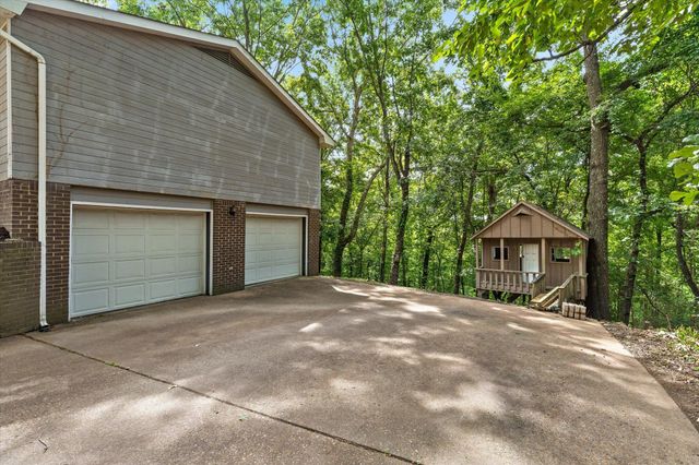 2304 Covey Lane, Chattanooga, TN 37421