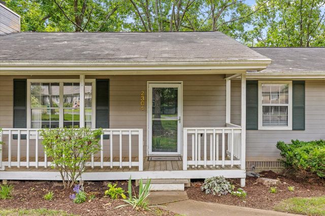 2304 Covey Lane, Chattanooga, TN 37421