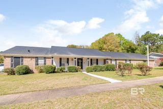 2820 Woodmill Lane, Mobile, AL 36695