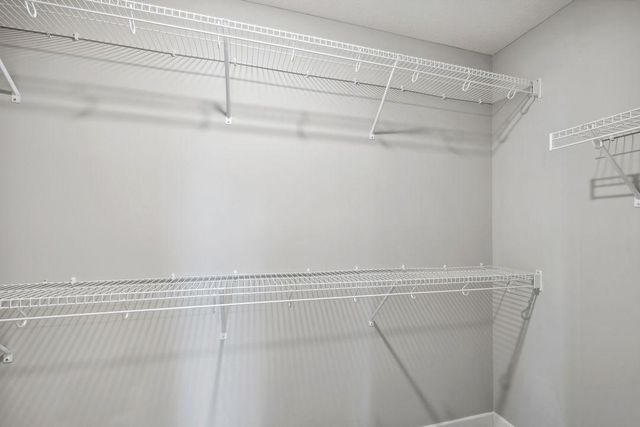 712 Winterberry Lane, Waconia, MN 55387