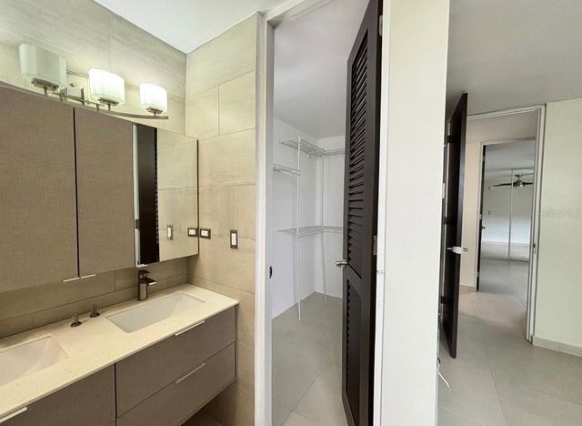 469 ESMERALDA AVENUE 148, Guaynabo, PR 00969