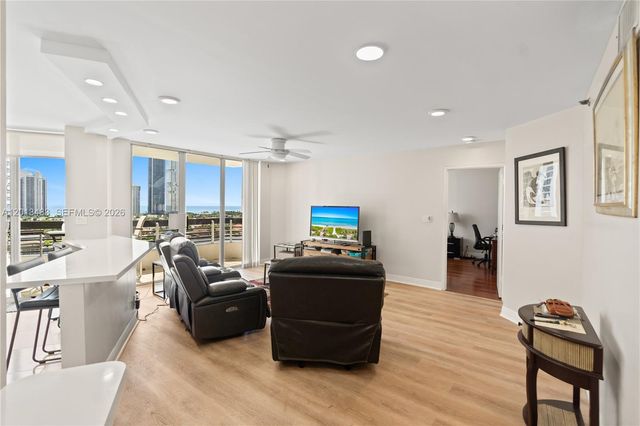 3600 Mystic Pointe Dr 1616, Aventura, FL 33180