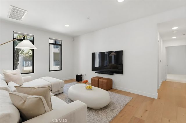 5625 Crescent Park W 207, Playa Vista, CA 90094