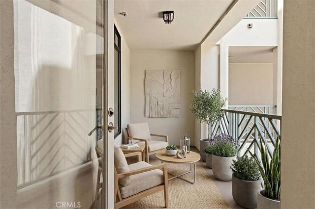 5625 Crescent Park W 207, Playa Vista, CA 90094