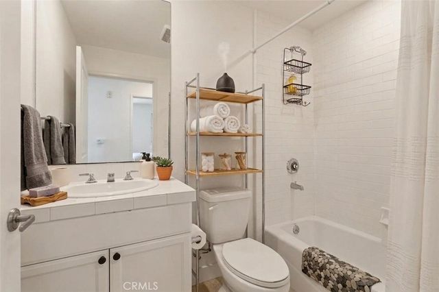 5625 Crescent Park W 207, Playa Vista, CA 90094