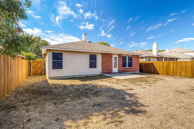 16504 Cowboy Trail, Fort Worth, TX 76247