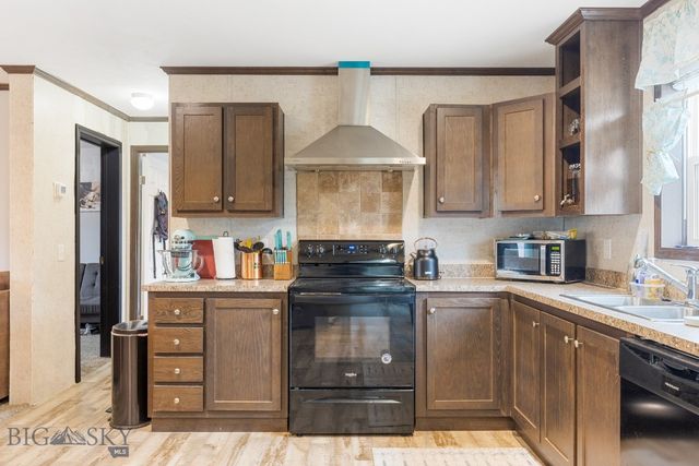 103 High Ground Ave, Livingston, MT 59047