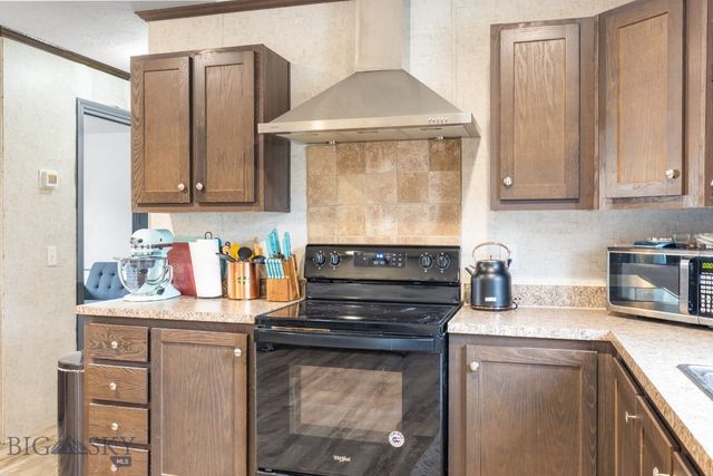 103 High Ground Ave, Livingston, MT 59047