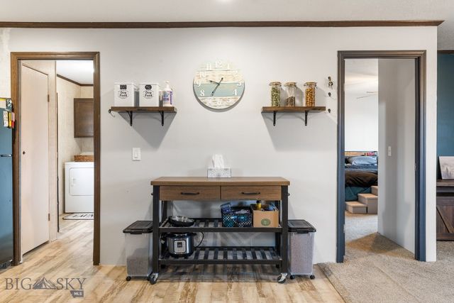 103 High Ground Ave, Livingston, MT 59047