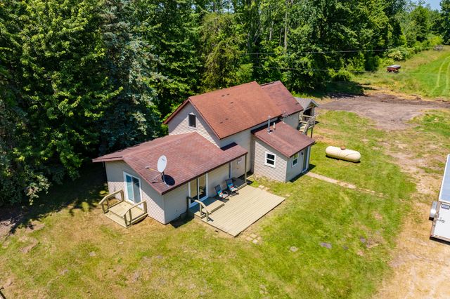 5743 107th Avenue, Pullman, MI 49450