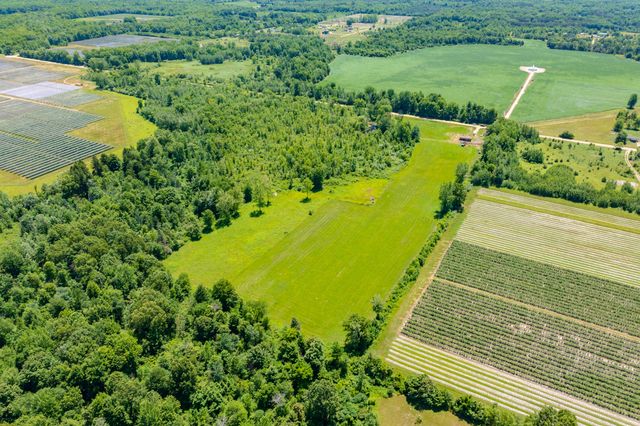 5743 107th Avenue, Pullman, MI 49450