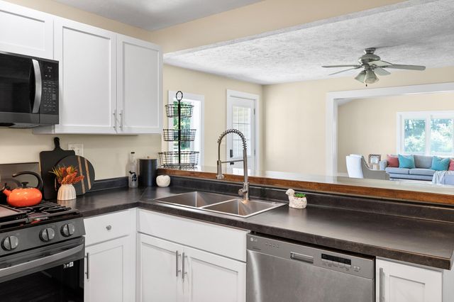 5743 107th Avenue, Pullman, MI 49450