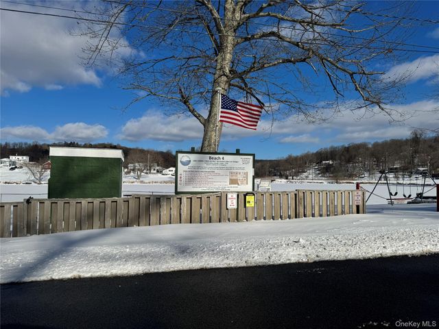 46 Salem Road, Carmel, NY 10512