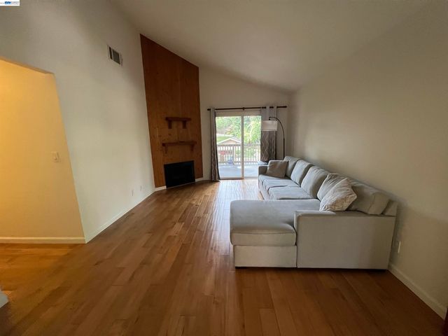 5455 Kirkwood Dr C8, Concord, CA 94521