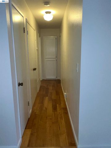 5455 Kirkwood Dr C8, Concord, CA 94521