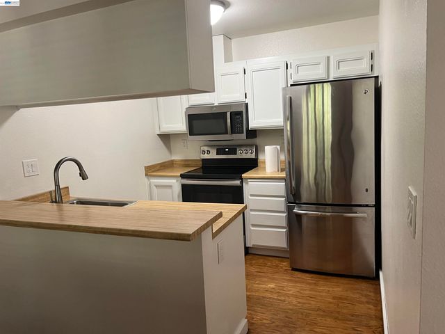 5455 Kirkwood Dr C8, Concord, CA 94521