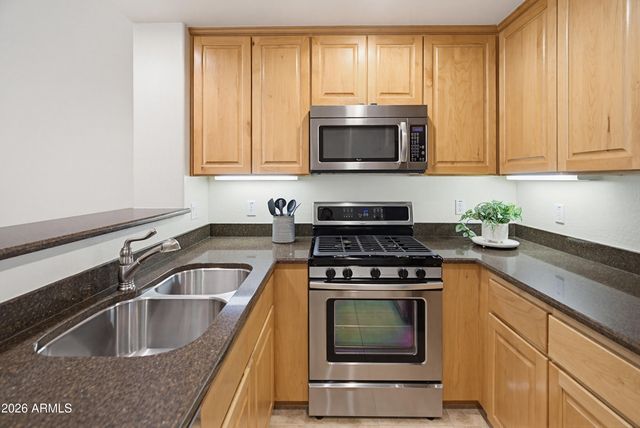 6940 E COCHISE Road 1034, Paradise Valley, AZ 85253