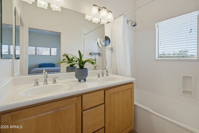 6940 E COCHISE Road 1034, Paradise Valley, AZ 85253
