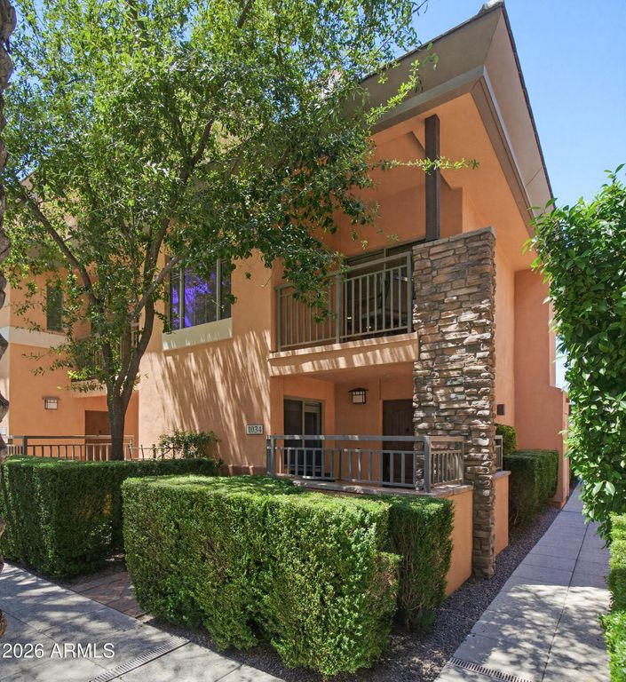 6940 E COCHISE Road 1034, Paradise Valley, AZ 85253