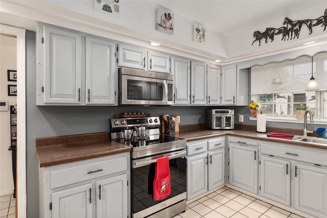 4901 SE 39TH COURT, Ocala, FL 34480