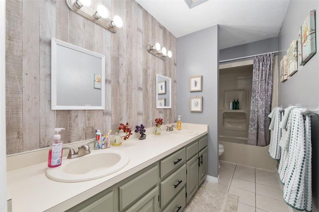 4901 SE 39TH COURT, Ocala, FL 34480