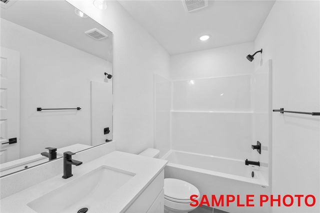 6009 SW Omaha Avenue, Bentonville, AR 72713