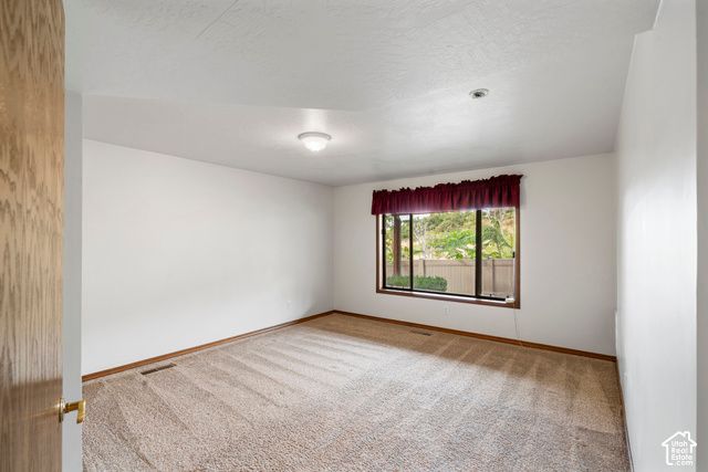 1373 PHEASANT RIDGE CIR, Bountiful, UT 84010