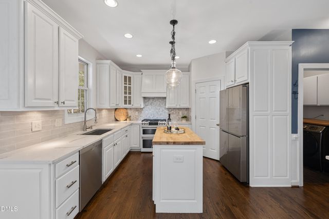 209 Plyersmill Road, Cary, NC 27519