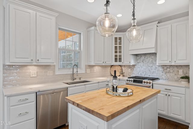 209 Plyersmill Road, Cary, NC 27519