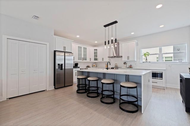 4120 W NORTHA STREET 6, Tampa, FL 33609