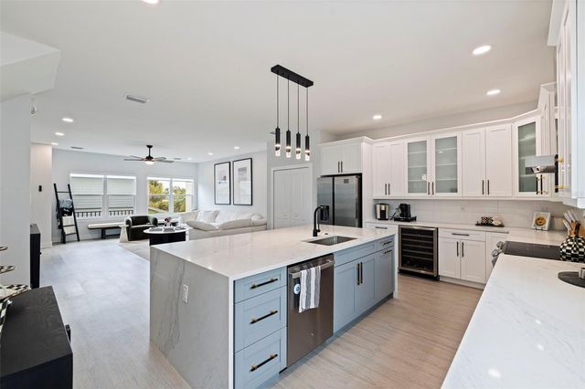 4120 W NORTHA STREET 6, Tampa, FL 33609