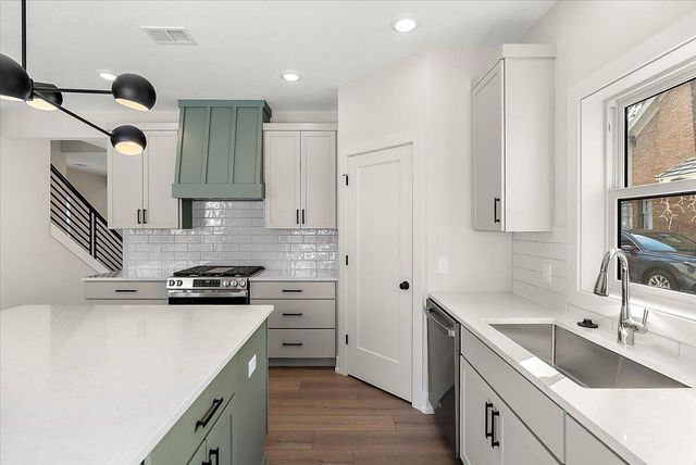 581 S Shore Drive, Holland City, MI 49423