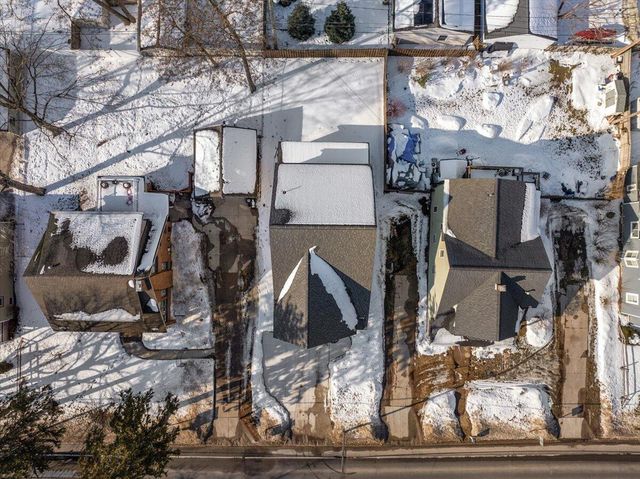 581 S Shore Drive, Holland City, MI 49423