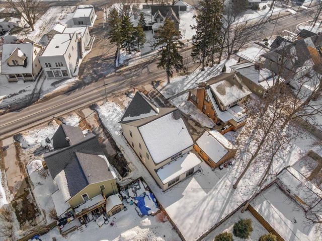 581 S Shore Drive, Holland City, MI 49423