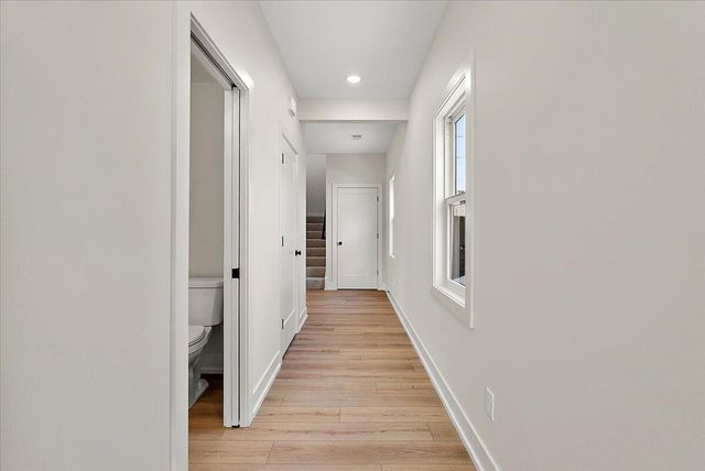 581 S Shore Drive, Holland City, MI 49423