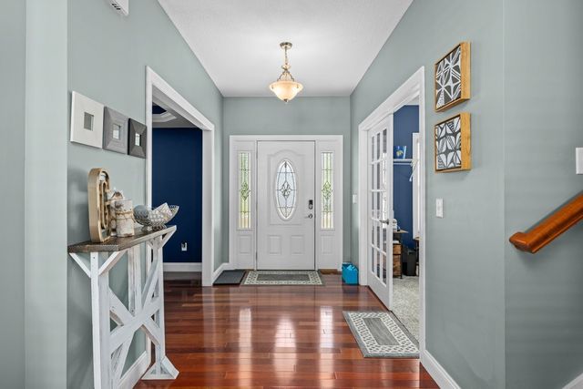 6911 Madison Street, Davenport, IA 52806