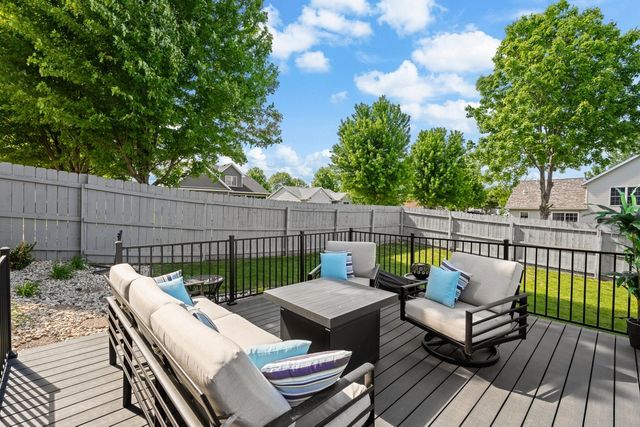 6911 Madison Street, Davenport, IA 52806