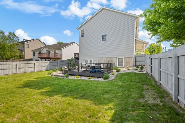 6911 Madison Street, Davenport, IA 52806