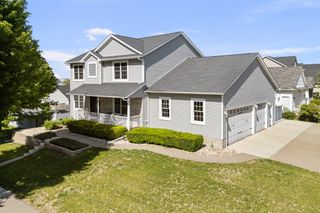 6911 Madison Street, Davenport, IA 52806