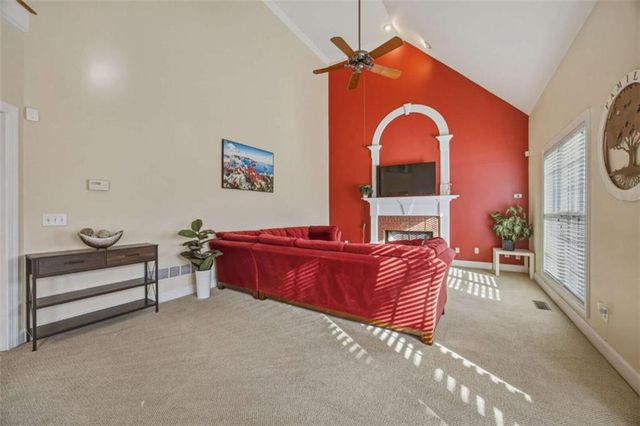 5732 Vinings Place Drive, Mableton, GA 30126