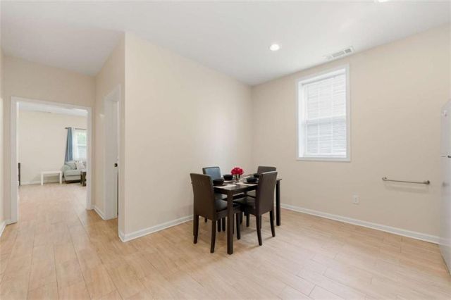 5732 Vinings Place Drive, Mableton, GA 30126