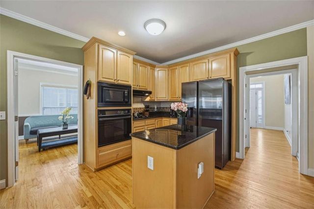 5732 Vinings Place Drive, Mableton, GA 30126